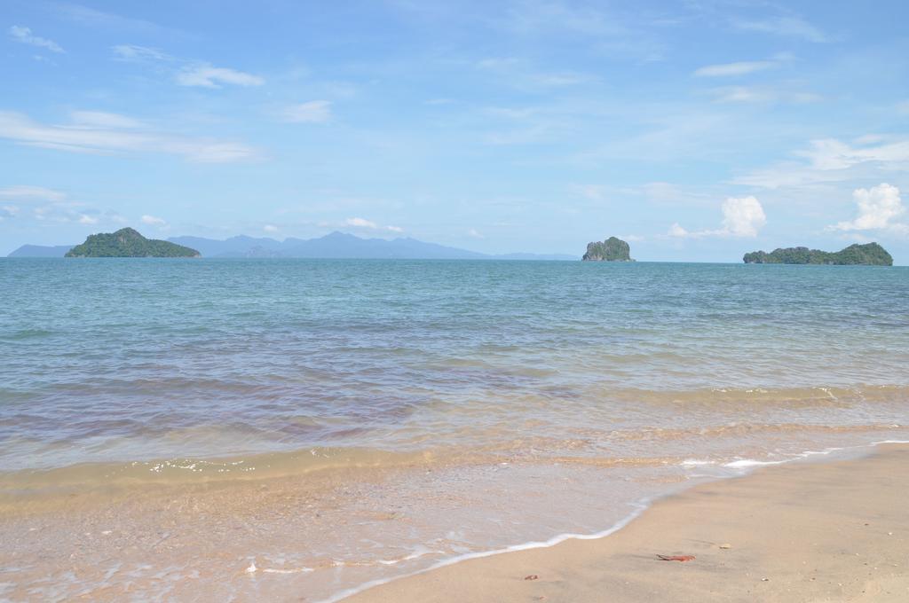Sunset Bay Cottage Langkawi Extérieur photo
