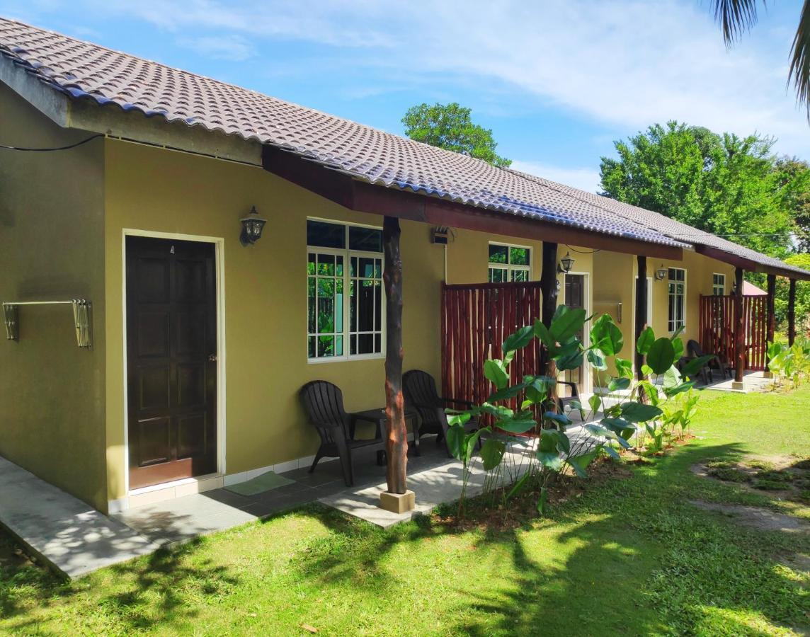 Sunset Bay Cottage Langkawi Extérieur photo